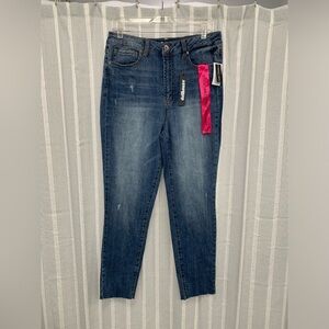 Dollhouse NWT High Waist Skinny Cropped Jeans Size 15‎ (32 waist / 27 length)